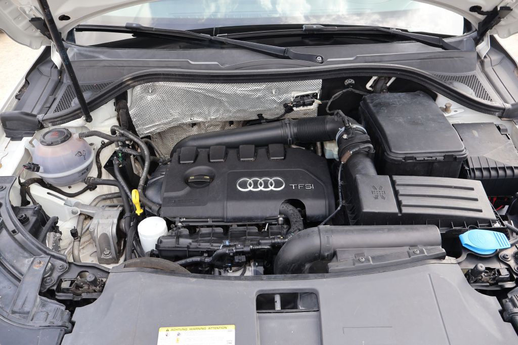 2016 Audi Q3 Image 12