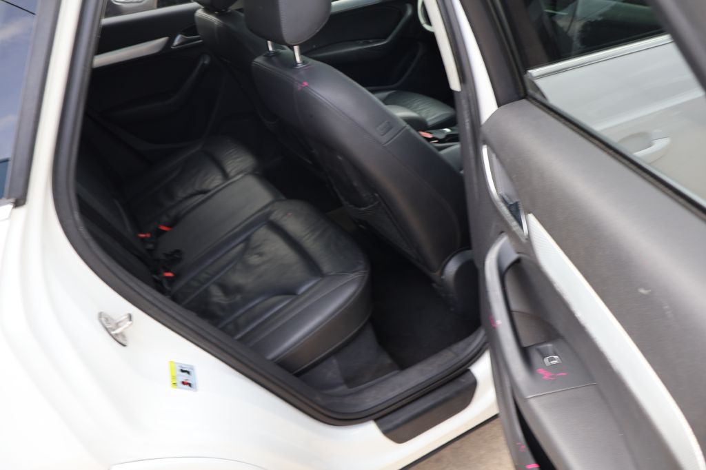 2016 Audi Q3 Image 27