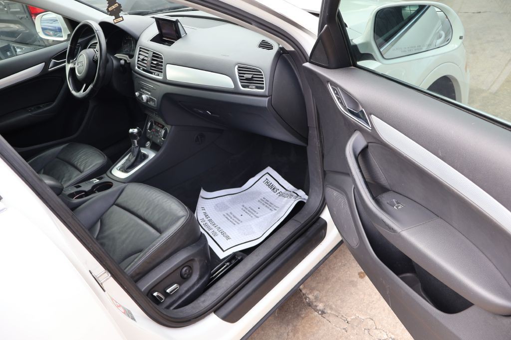 2016 Audi Q3 Image 29