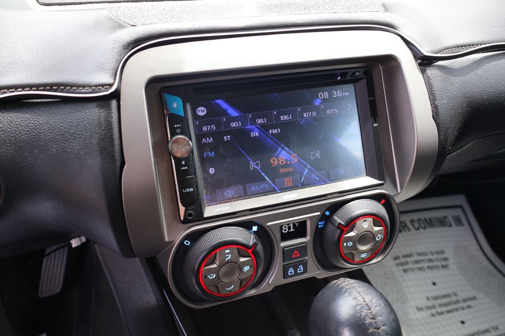 2014 Chevrolet Camaro Image 16