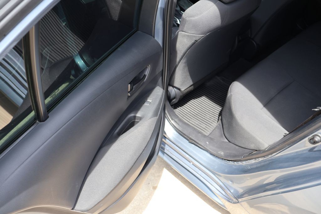 2022 Toyota Corolla Image 25