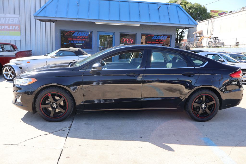 2019 Ford Fusion Image 4