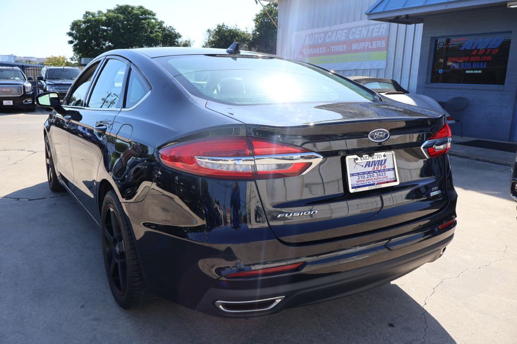 2019 Ford Fusion Image 5