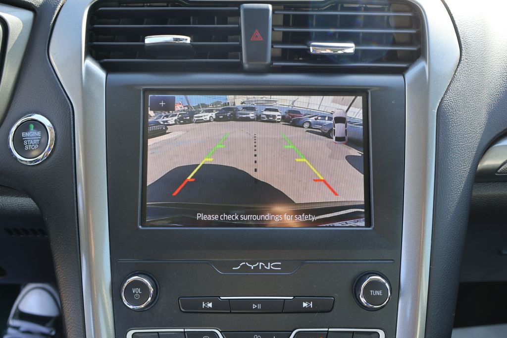2019 Ford Fusion Image 32