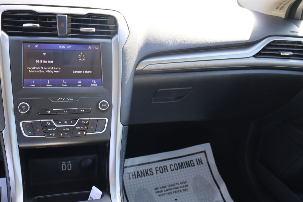 2019 Ford Fusion Image 33