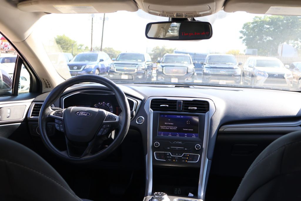 2019 Ford Fusion Image 43