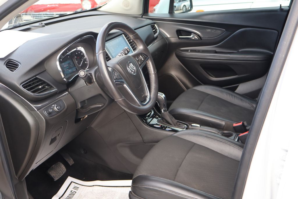 2017 Buick Enclave Image 18