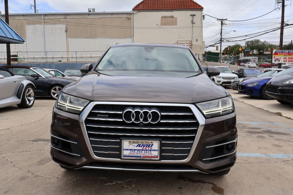 2017 Audi Q7 Image 2