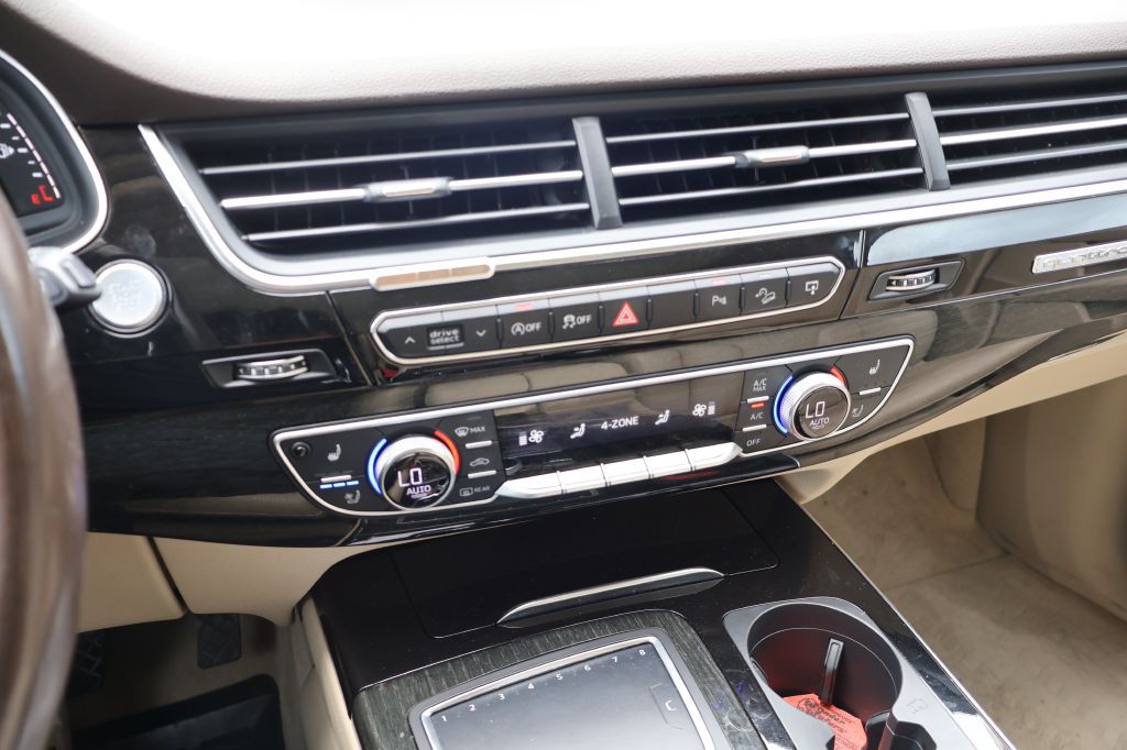 2017 Audi Q7 Image 19