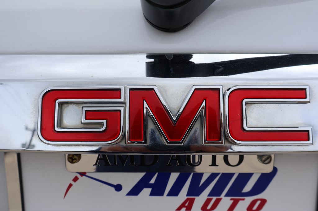 2016 GMC Acadia Image 14