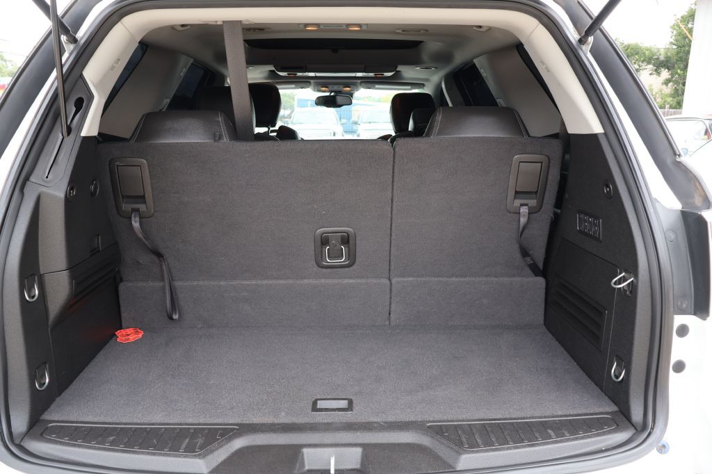 2016 GMC Acadia Image 19