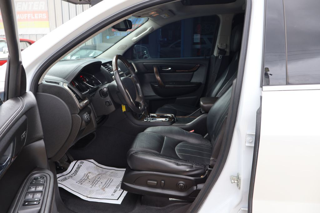 2016 GMC Acadia Image 25