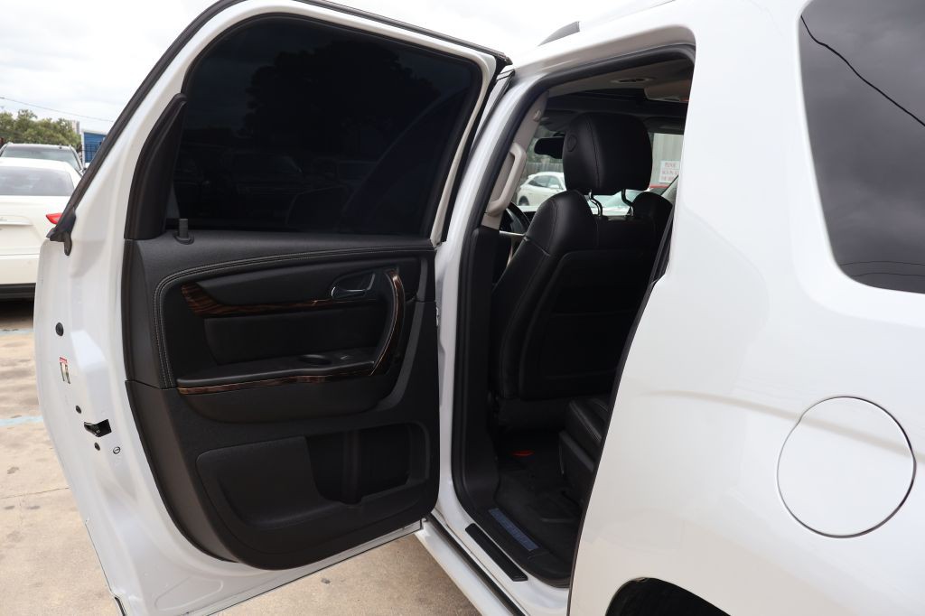 2016 GMC Acadia Image 26