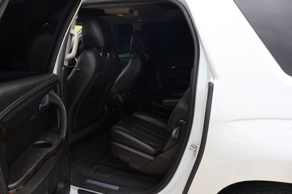 2016 GMC Acadia Image 27