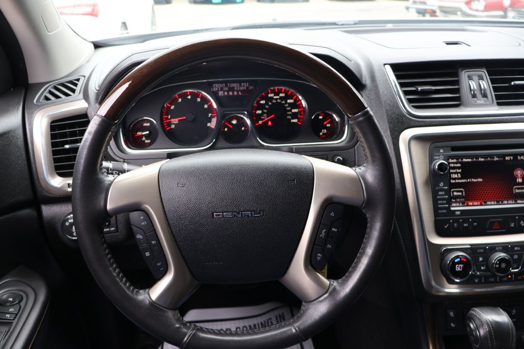2016 GMC Acadia Image 32