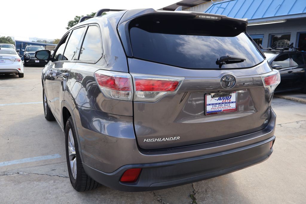 2015 Toyota Highlander Image 5