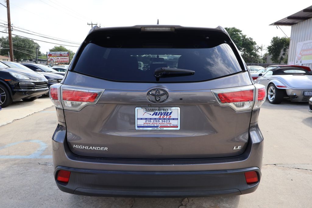 2015 Toyota Highlander Image 6