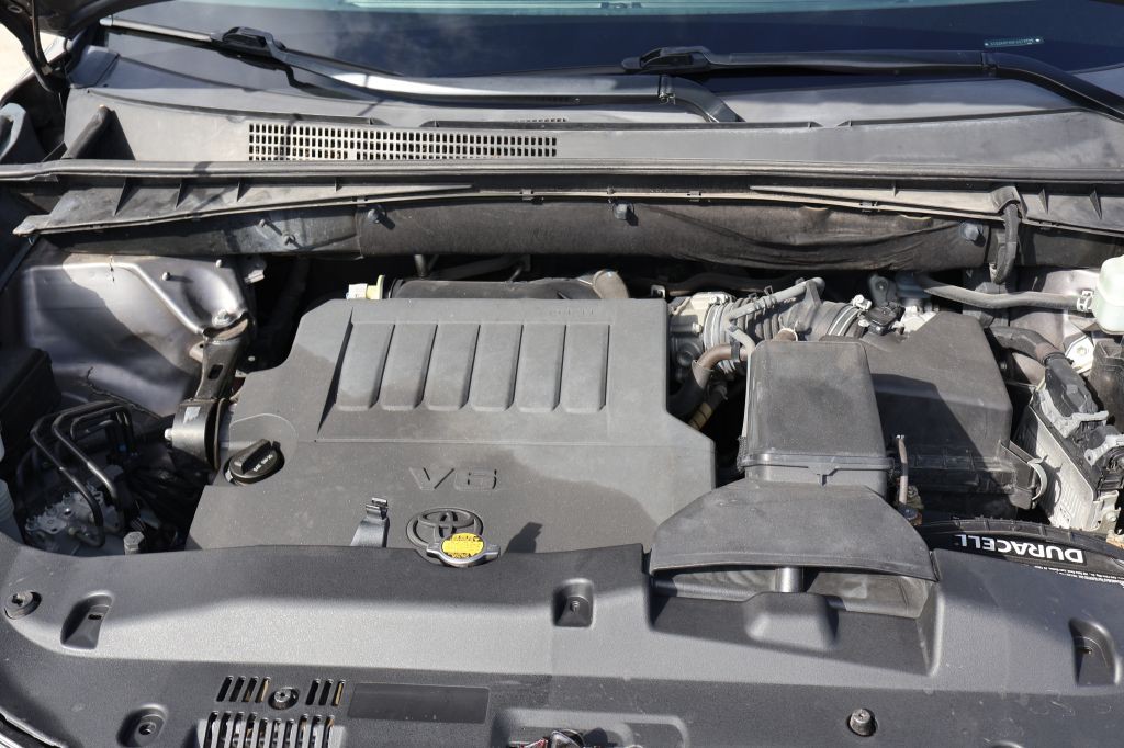 2015 Toyota Highlander Image 18