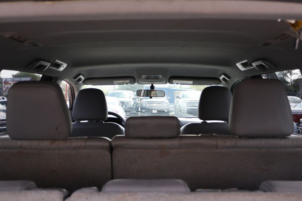 2015 Toyota Highlander Image 19