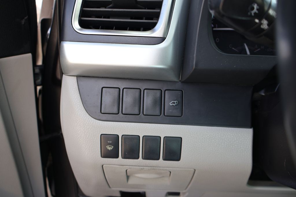 2015 Toyota Highlander Image 33