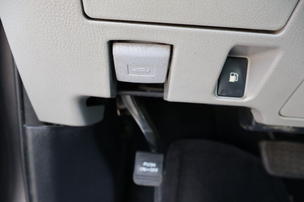 2015 Toyota Highlander Image 34