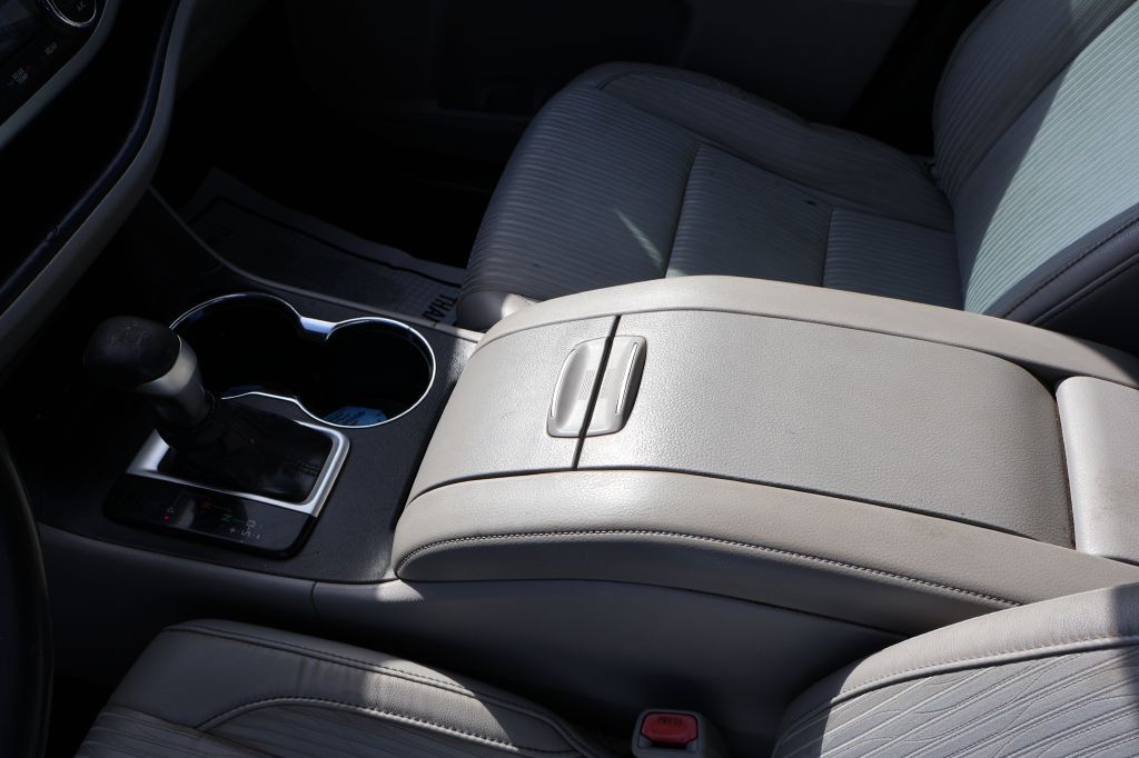 2015 Toyota Highlander Image 42