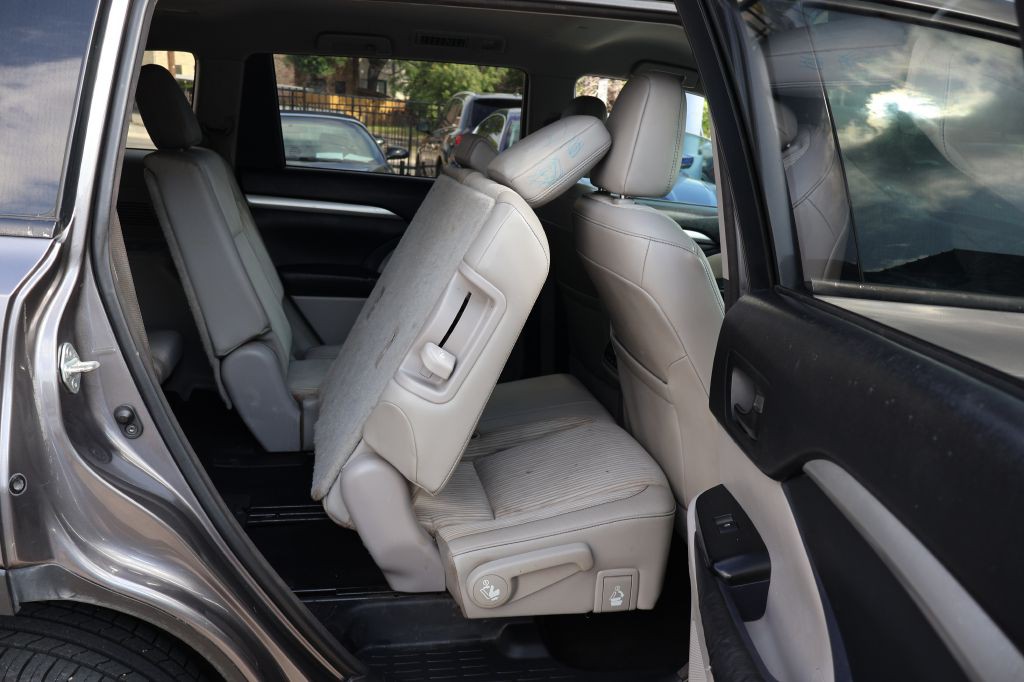 2015 Toyota Highlander Image 51