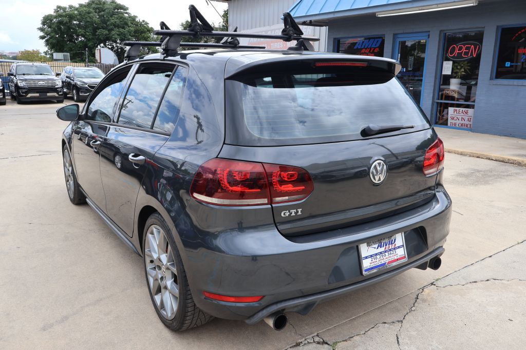 2013 Volkswagen GTI Image 5