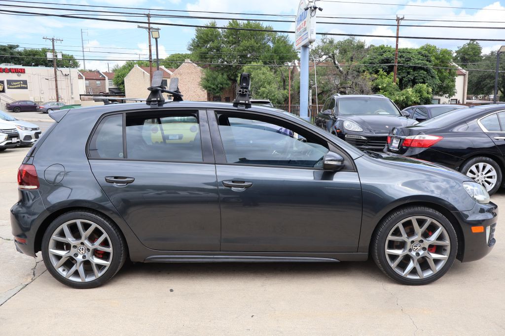 2013 Volkswagen GTI Image 8