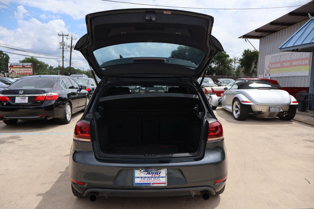 2013 Volkswagen GTI Image 18