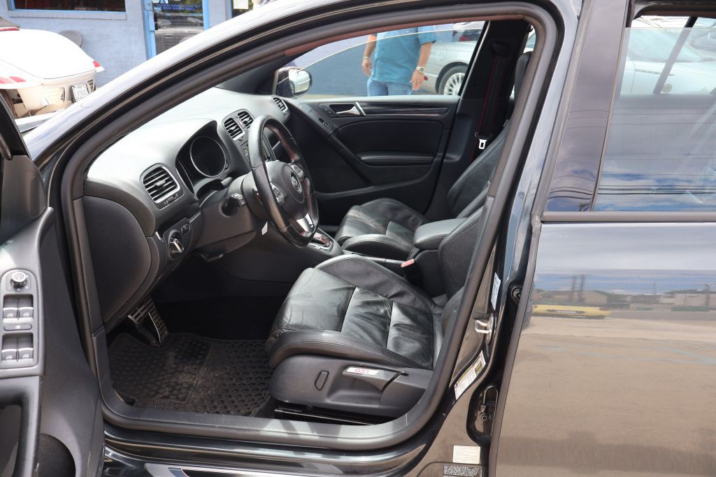 2013 Volkswagen GTI Image 21