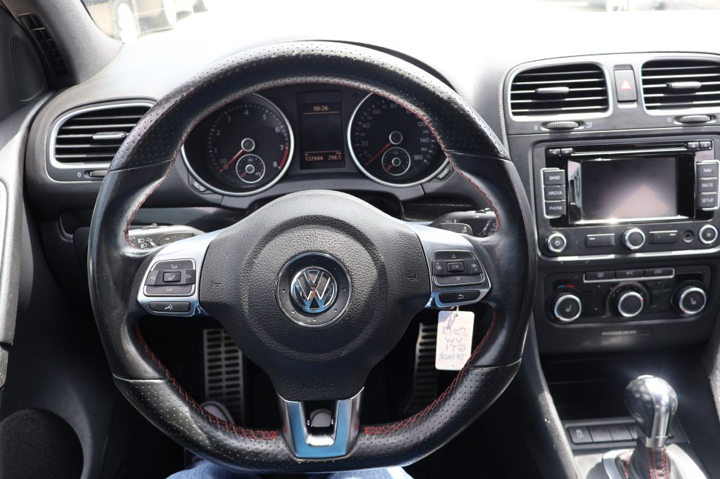 2013 Volkswagen GTI Image 27
