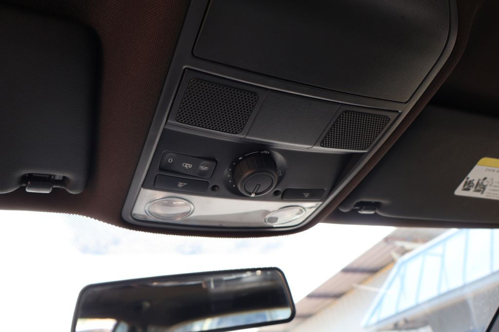 2013 Volkswagen GTI Image 36