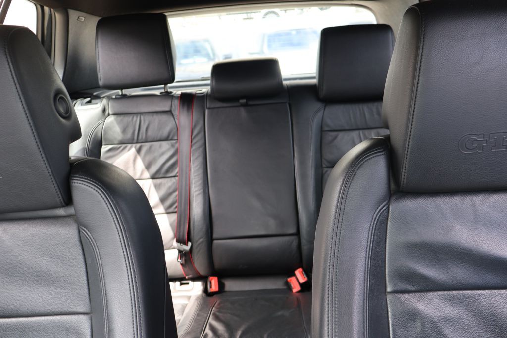 2013 Volkswagen GTI Image 40