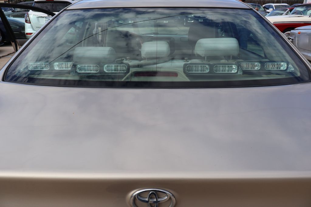 2005 Toyota Camry Image 12