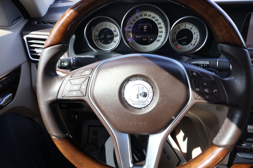 2014 Mercedes-Benz E-Class Image 17