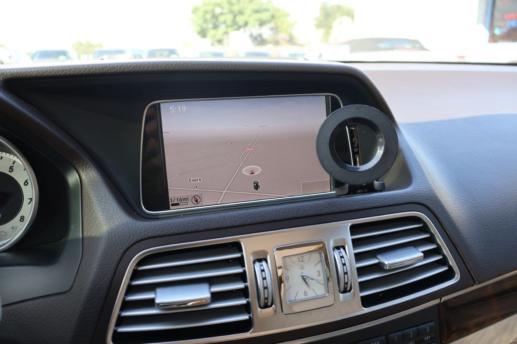 2014 Mercedes-Benz E-Class Image 19