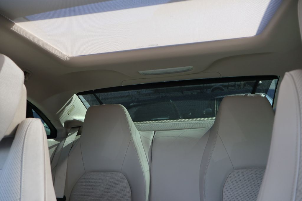2014 Mercedes-Benz E-Class Image 23