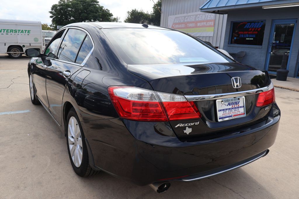 2015 Honda Accord Image 5