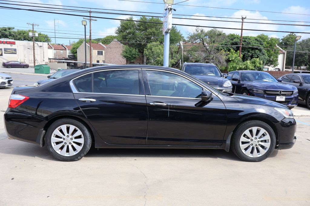 2015 Honda Accord Image 8