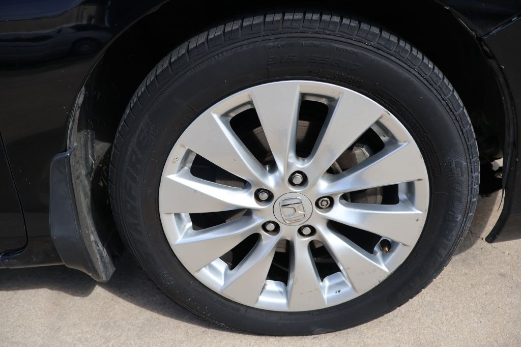 2015 Honda Accord Image 9