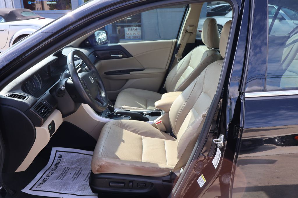 2015 Honda Accord Image 21