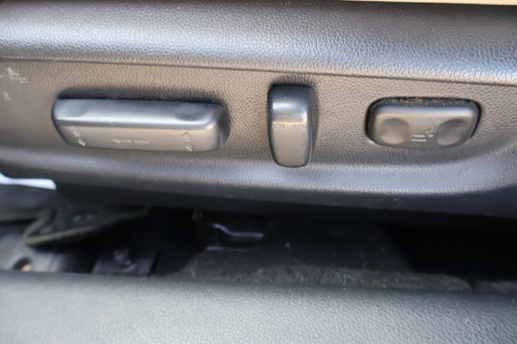2015 Honda Accord Image 32