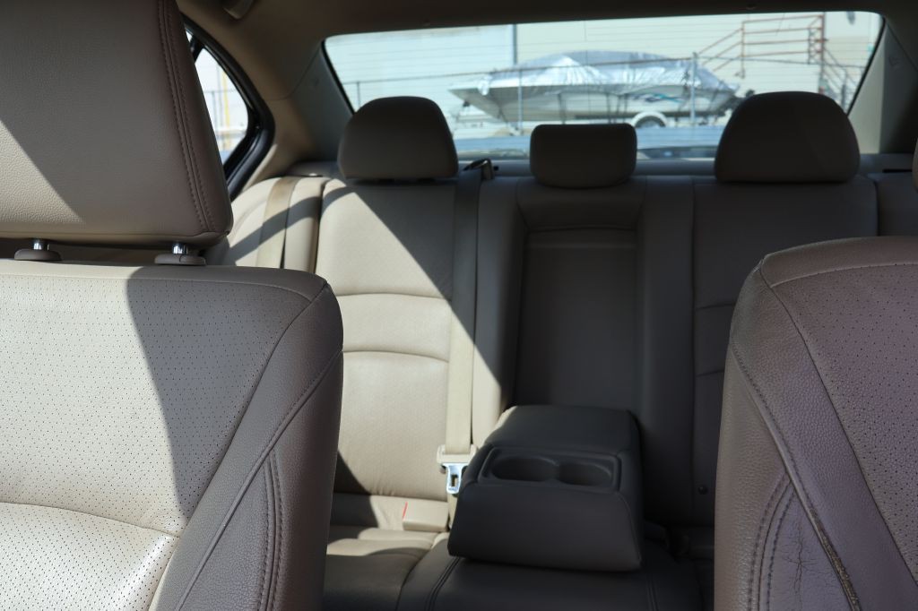 2015 Honda Accord Image 42