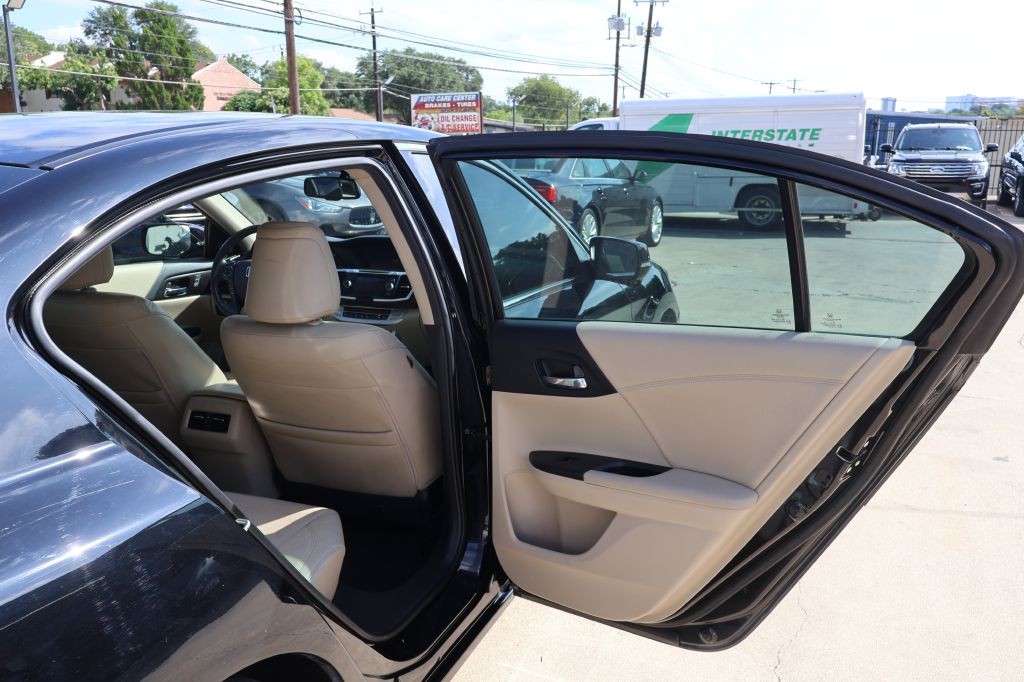 2015 Honda Accord Image 47