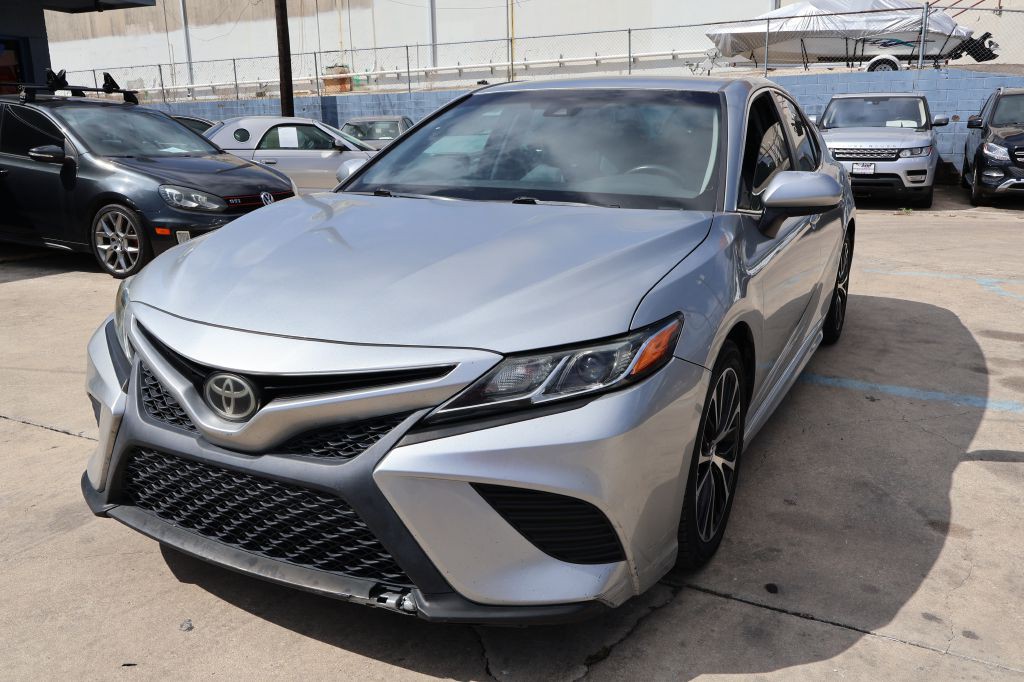 2018 Toyota Camry Image 3