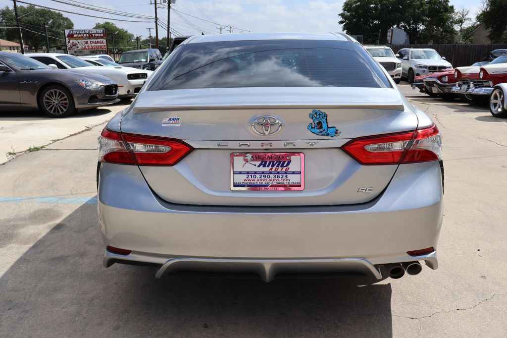 2018 Toyota Camry Image 6