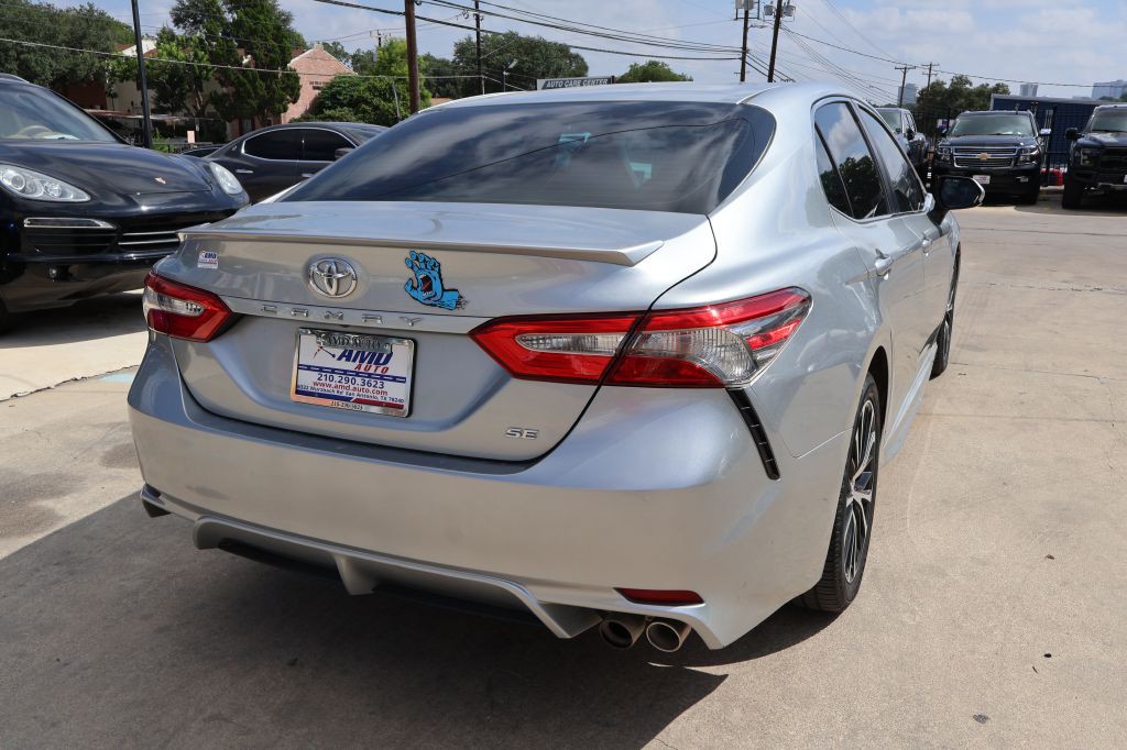 2018 Toyota Camry Image 7