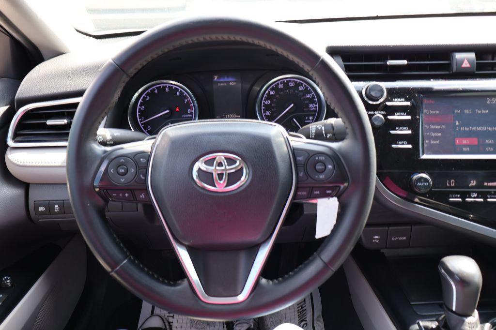 2018 Toyota Camry Image 22