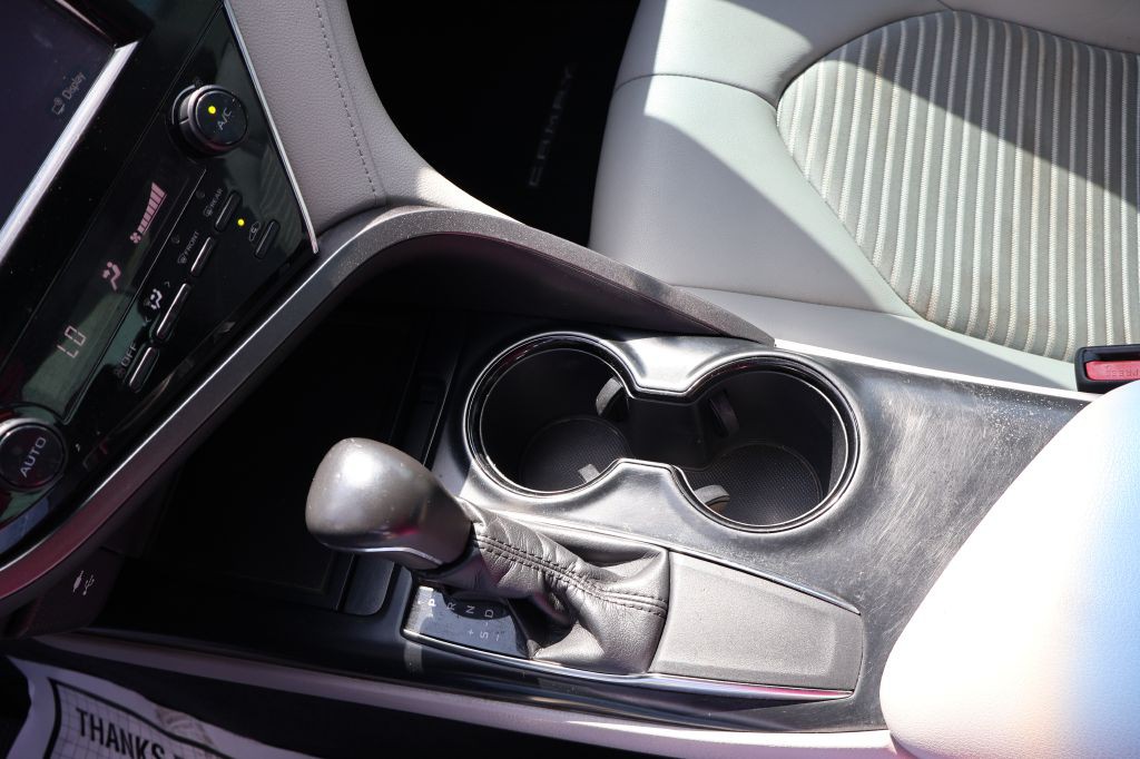 2018 Toyota Camry Image 29